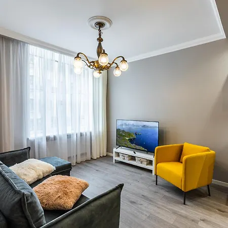 Апартаменты Superb In Centre